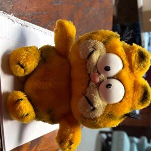 Garfield Plush 1980’s vintage.